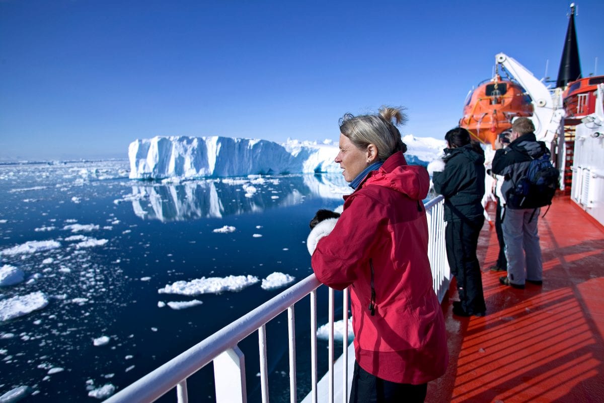 Photographer: Arctic Umiaq Line