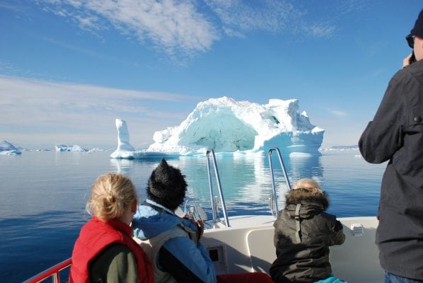 Photo by Greenland Travel