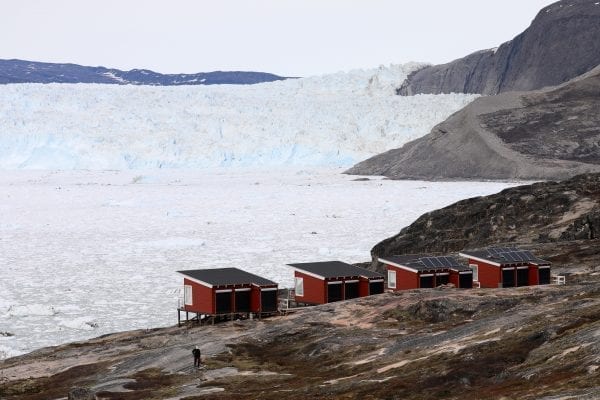 Hytterne Med Udsigt Til Eqi Gletsjeren